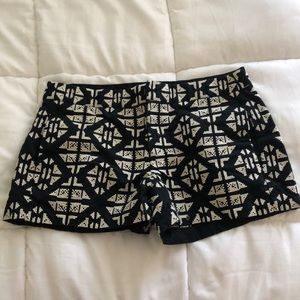 Lucky Pattern Shorts